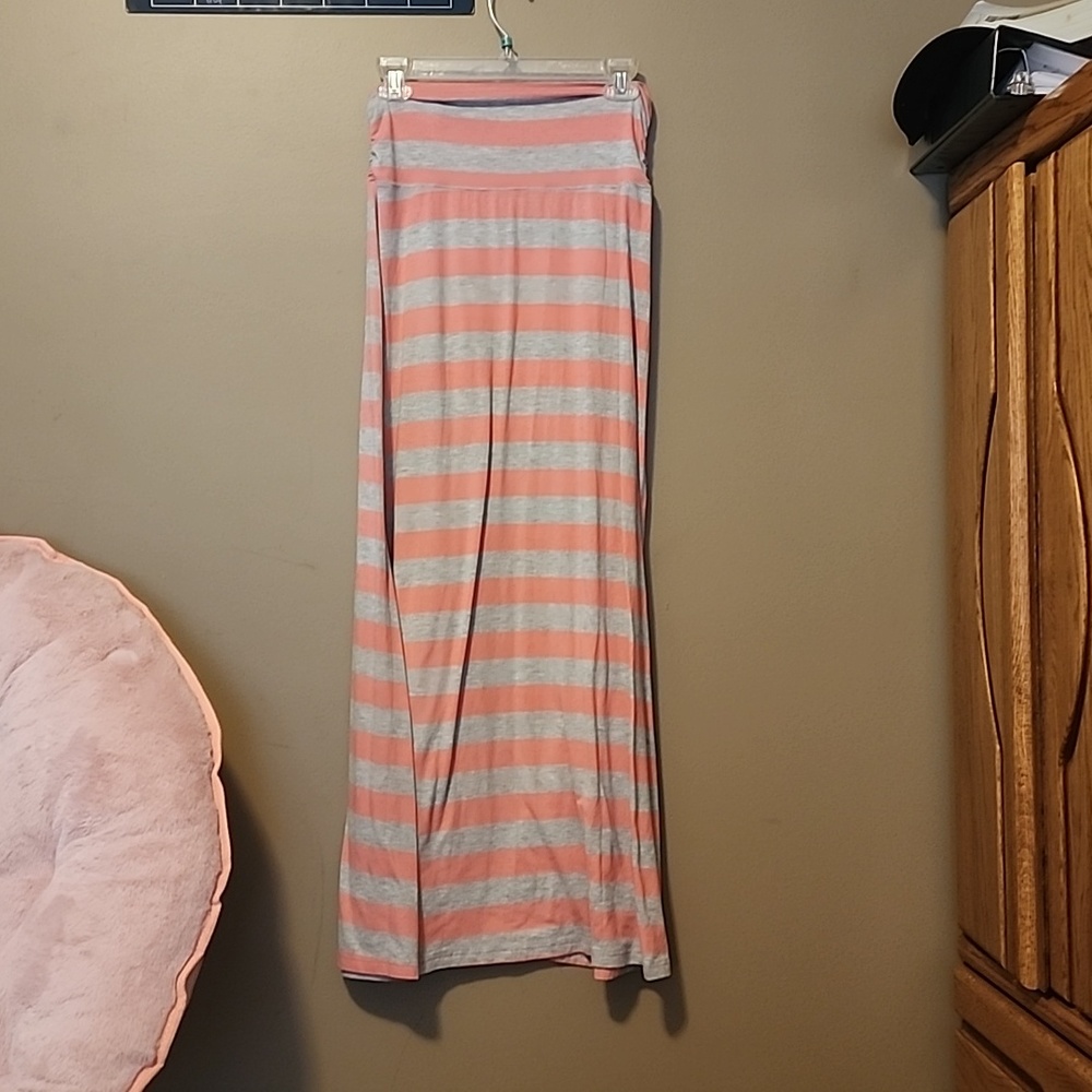 Long pink skirt
